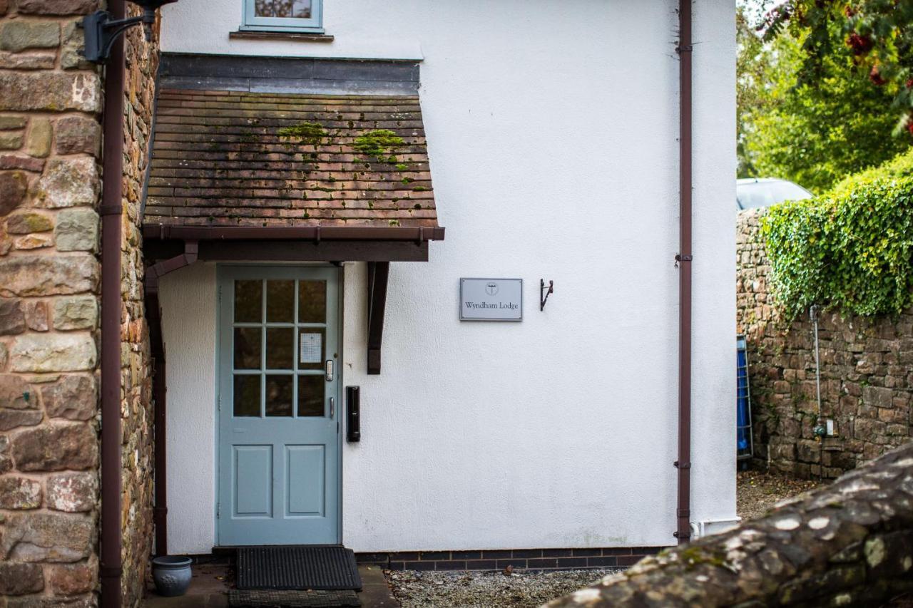 The Wyndham Hotel Clearwell Exterior photo